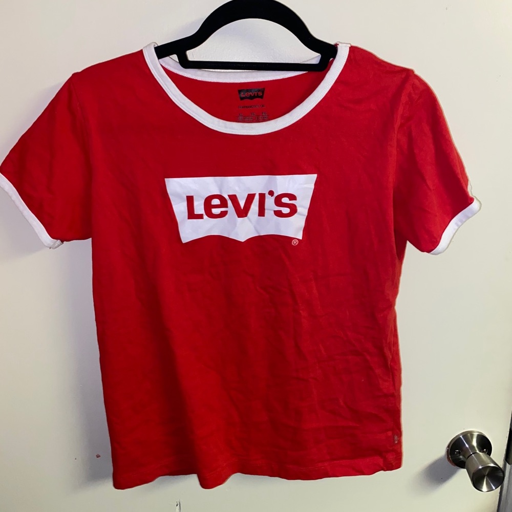 Levi’s top
